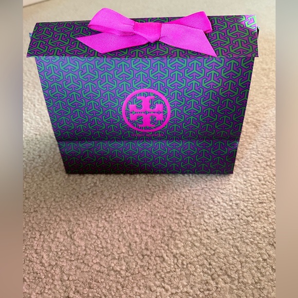 Tory Burch Shopping Bag - Picture 2 of 8